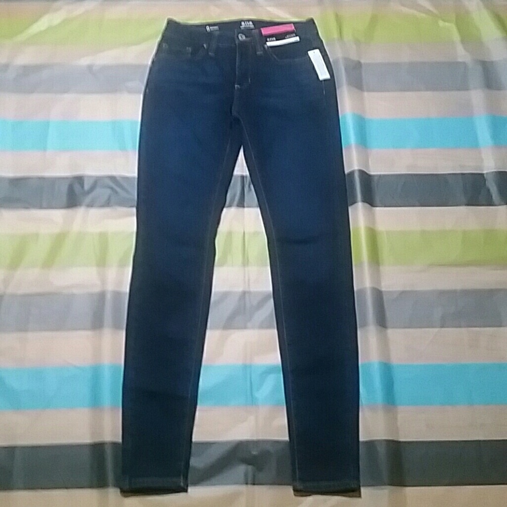 A.N.A A New Approach Mid-Rise Skinny Jeans